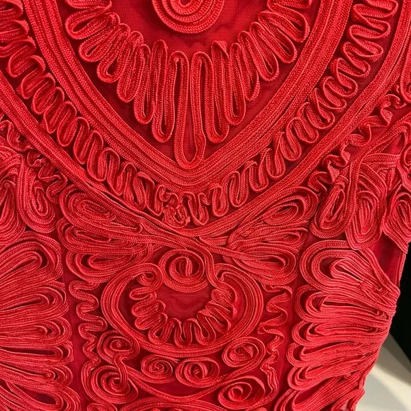 Red dress - Picture 7 of 9